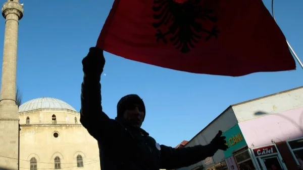 Албанското разузнаване: Русия пуска корени у нас 