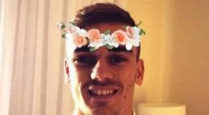 {{ otherArticle[0].article.title }}