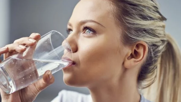 12 обезпокоителни признака, че не пиете достатъчно вода