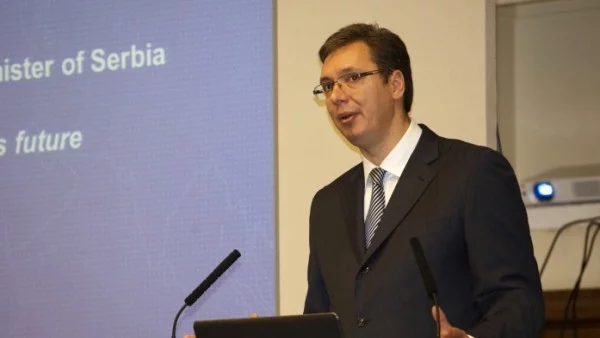 Сръбска медия заподозря САЩ за организатор на протестите срещу Вучич, американското посолство отрече