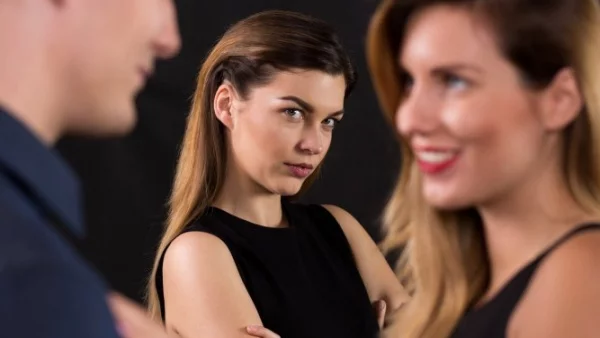 Ето кои са първите признаци на изневярата