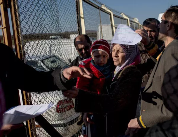 Турция залови 150 нелегални мигранти в няколко спецоперации