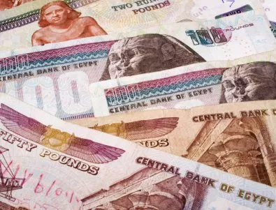 Египет въвежда плаващ курс на валутата си 