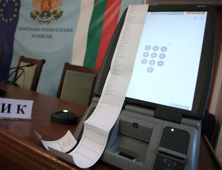 Петър Славов се усъмни в нарочен саботаж с машинното гласуване