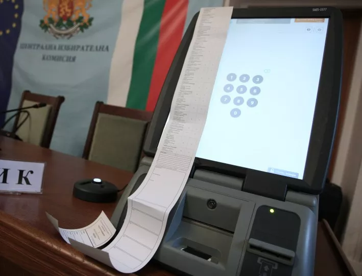 IT експерт: Машините за гласуване могат да се манипулират, те не спират купения вот