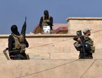 Десетки членове на ИД са убити при операция на Синайския полуостров