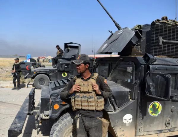 Иракските сили си възвърнаха 1/3 от Западен Мосул