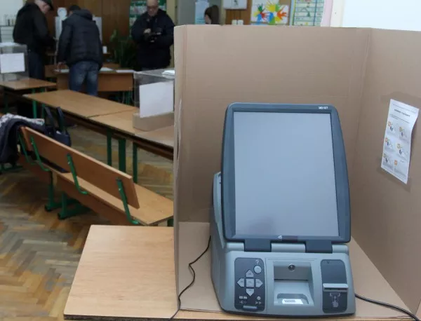 Може да вземем машини за гласуване от Холандия, много са неизяснените въпроси месец преди изборите