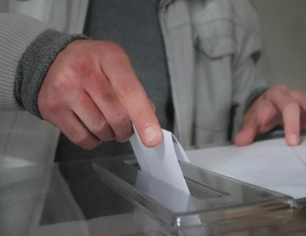 Изборите в чужбина протичат без инциденти