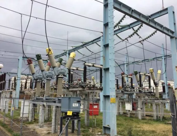 Синдикатите: Създават се съмнения за стабилността на енергийната система заради сделката с ЧЕЗ
