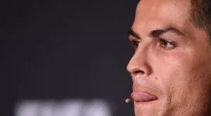 Един коктейл "Роналдо", моля (ВИДЕО)