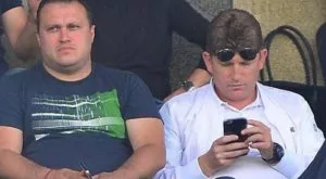 {{ otherArticle[0].article.title }}