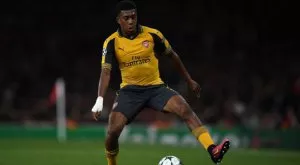 Бащата на Алекс Айуоби: Ако Барселона го пожелае, ще кажем...