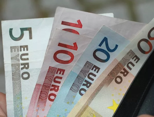Чешкото правителство не се нуждае от координатор за въвеждане на еврото