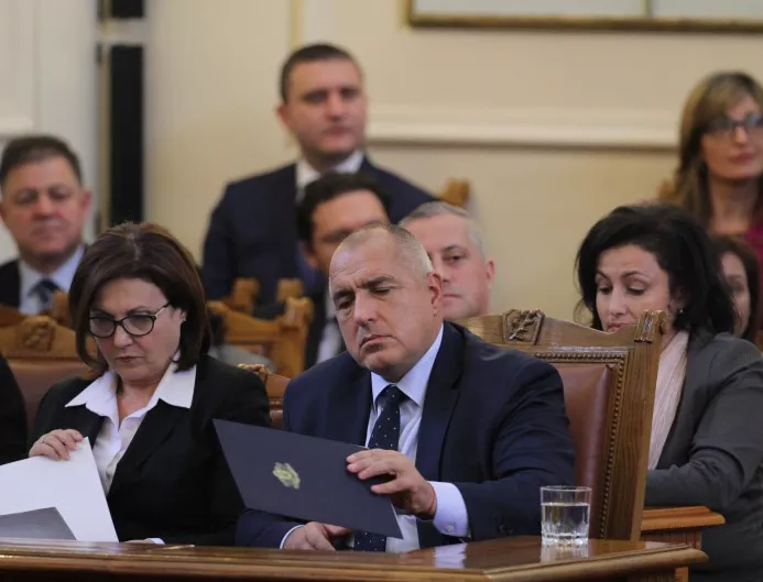 Депутатите приеха оставката на кабинета "Борисов" 2