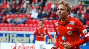 {{ otherArticle[0].article.title }}