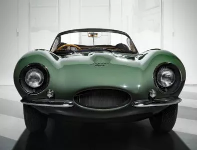 Jaguar възстанови първата суперкола в света