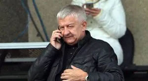 {{ otherArticle[0].article.title }}