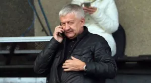 Глупостите на Крушарски достигнаха дори до Острова