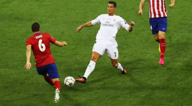 Мръсна игра: Феновете на Реал се изгавриха с Коке след грабежа