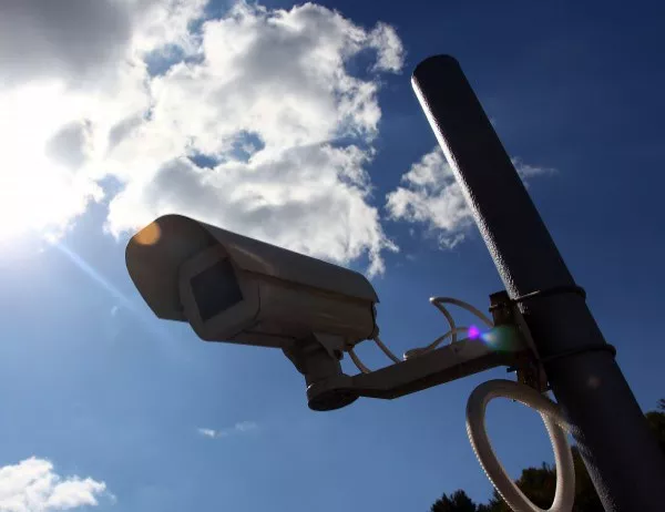 Столична община въвежда видеонаблюдение по спирките