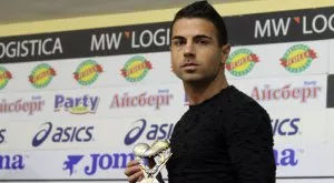 {{ otherArticle[0].article.title }}