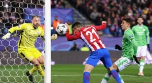 {{ otherArticle[0].article.title }}