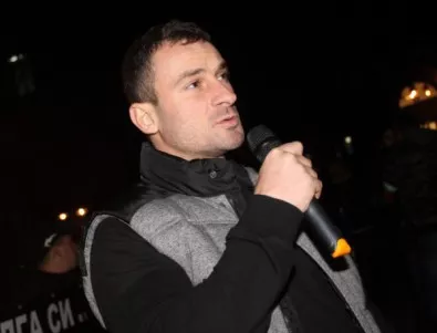 Петър Низамов в право на отговор заради двете бургаски медии: Исках извинение, не го получих