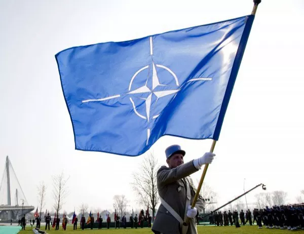 Скапароти: С нетърпение очаквам Македония да стане 30-та членка на НАТО