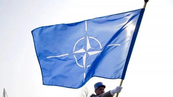 Скапароти: С нетърпение очаквам Македония да стане 30-та членка на НАТО