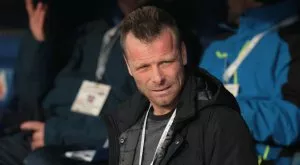 {{ otherArticle[0].article.title }}