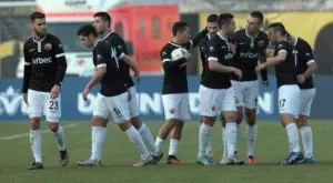 {{ otherArticle[0].article.title }}