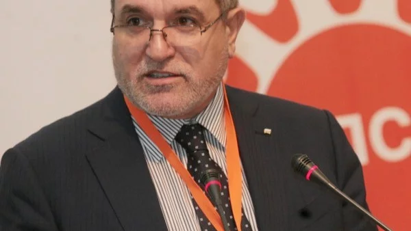 ДПС стана партия, която продава с политическото си влияние