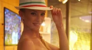 СНИМКИ: Страхотна и красива реферка свири на Лудогорец - ЦСКА