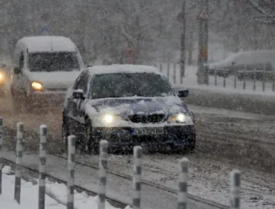 Снеговалежът в София започна, 100 снегорина са в готовност