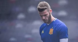 {{ otherArticle[0].article.title }}