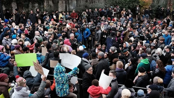 Арести на десетки в САЩ след протест за вдигане на минималнта заплата