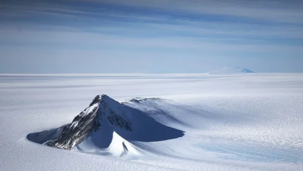 1 декември - Международен ден на Антарктида 