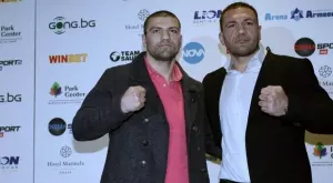 {{ otherArticle[0].article.title }}