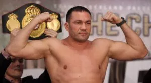 Кой е по-по-най - Пулев и Джонсън минаха кантара преди мача