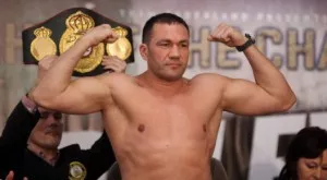 Дилиън Уайт се отказва от мача с Кубрат заради София?