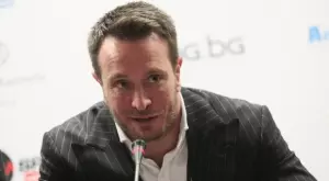 {{ otherArticle[0].article.title }}