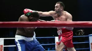 "Шоуто на Кобрата" не доближи Кубрат Пулев до "клуба на елитните"