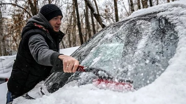 Как да потегляме с автомобила си през зимата