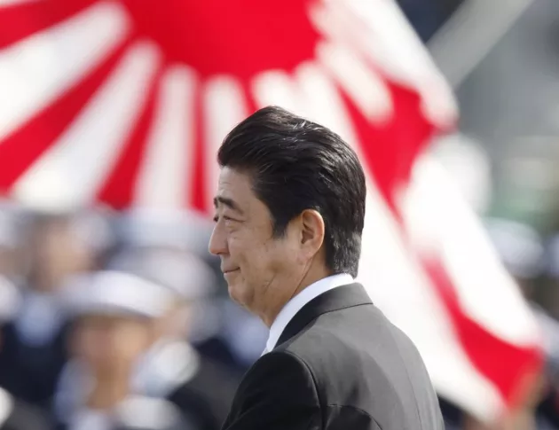 Шиндзо Абе спечели в Япония, но ще може ли да постигне идеята си за собствена армия?