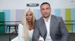 {{ otherArticle[0].article.title }}