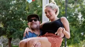 {{ otherArticle[0].article.title }}