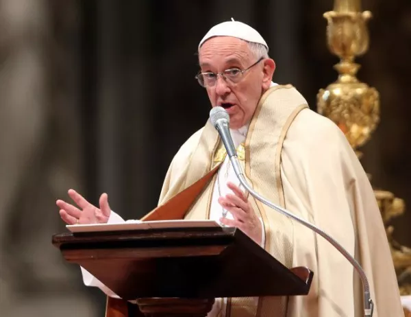 Папата пристига на историческа визита в ОАЕ