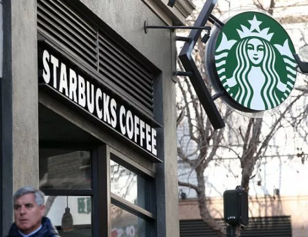 Starbucks продава 83 от заведенията си в Европа