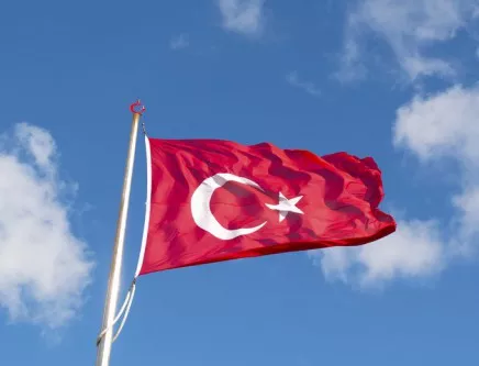 Турция вече няма да признава дипломите от Македония